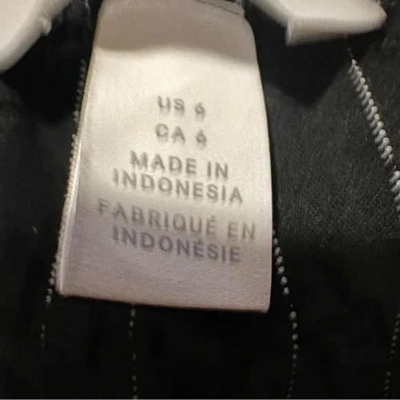 H&M Polka Dot Dress Pants - Size 6, Straight Leg, Elastic Waist - Picture 6 of 6